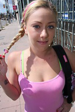 Aubrey Day nude pictures and videos